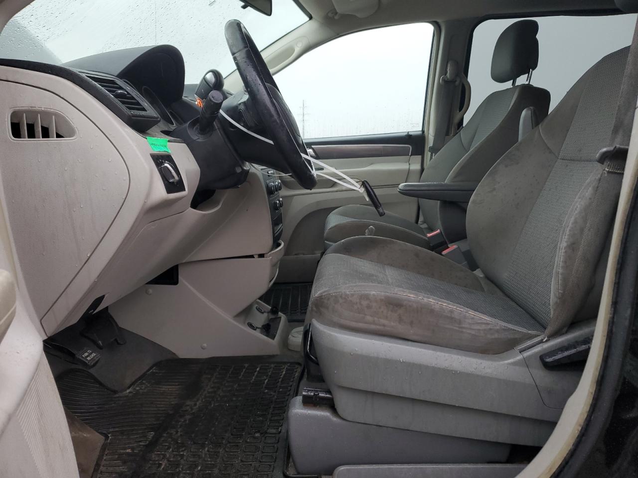 2011 Volkswagen Routan S VIN: 2V4RW4DG6BR803012 Lot: 53526115