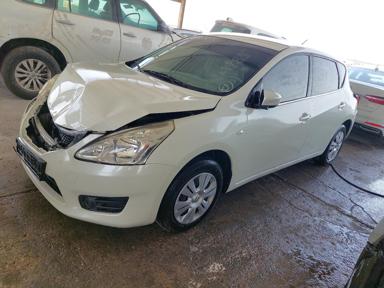 MNTBC2C96G6011560 - 2016 Nissan Tiida - #53424985