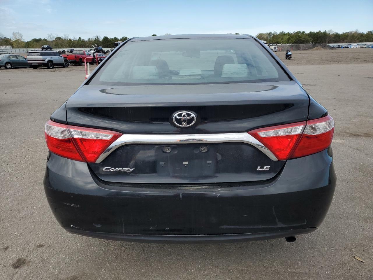 2016 Toyota Camry Le VIN: 4T1BF1FK3GU236193 Lot: 54984755