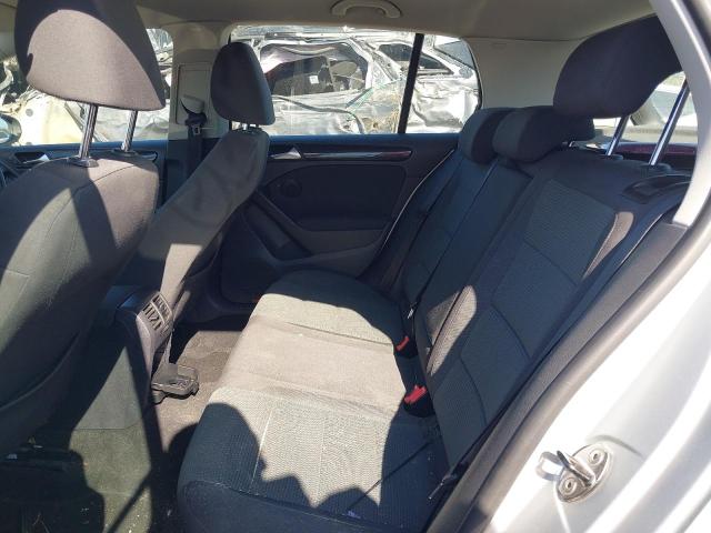 2011 VOLKSWAGEN GOLF MATCH