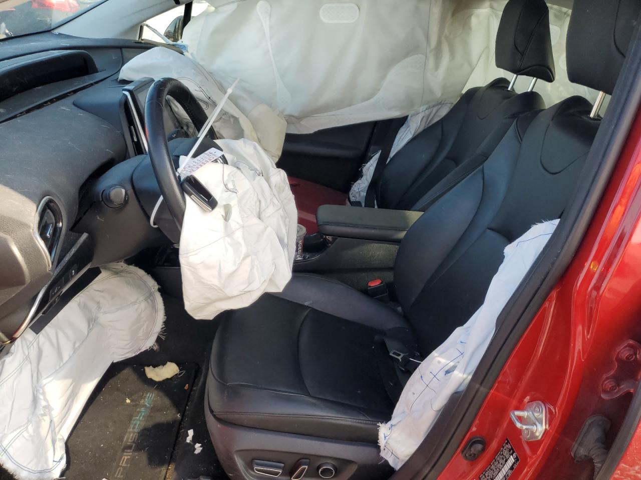 JTDKARFP1J3080150 2018 Toyota Prius Prime