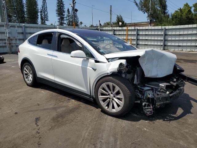 TESLA MODEL X 2020 Белый