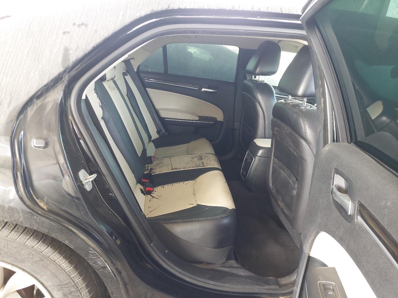 2C3CCAAG0FH864531 - 2015 Chrysler 300 - #53762565