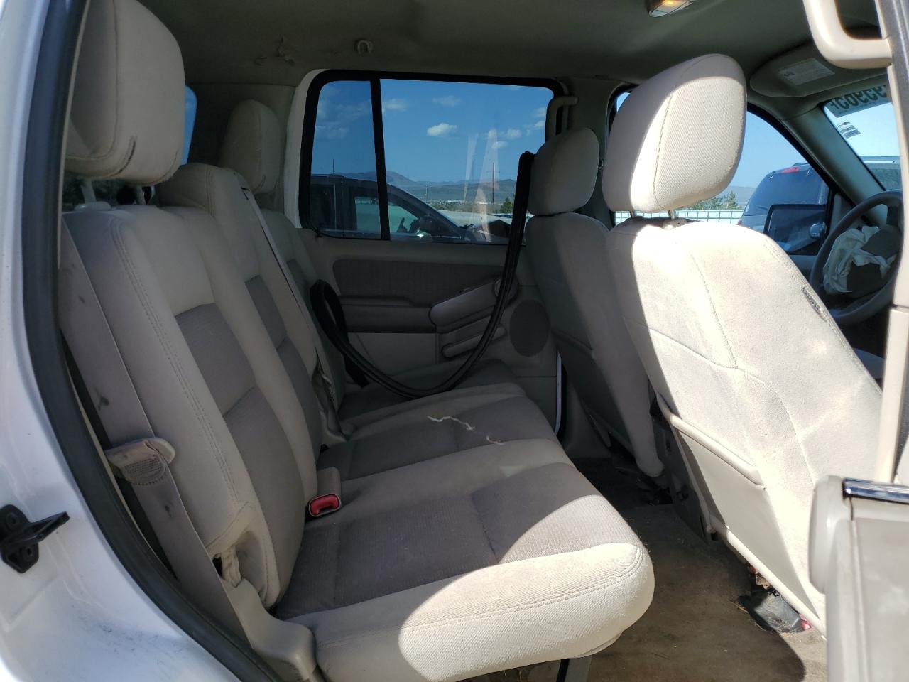 2007 Ford Explorer Xlt VIN: 1FMEU73E57UB03990 Lot: 53495965