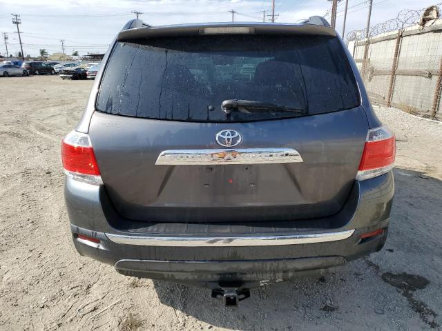 Паркетники TOYOTA HIGHLANDER 2013 Серый