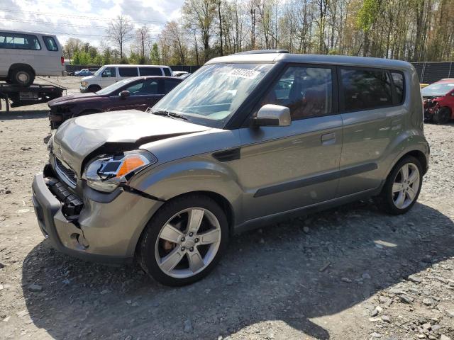 2010 Kia Soul +