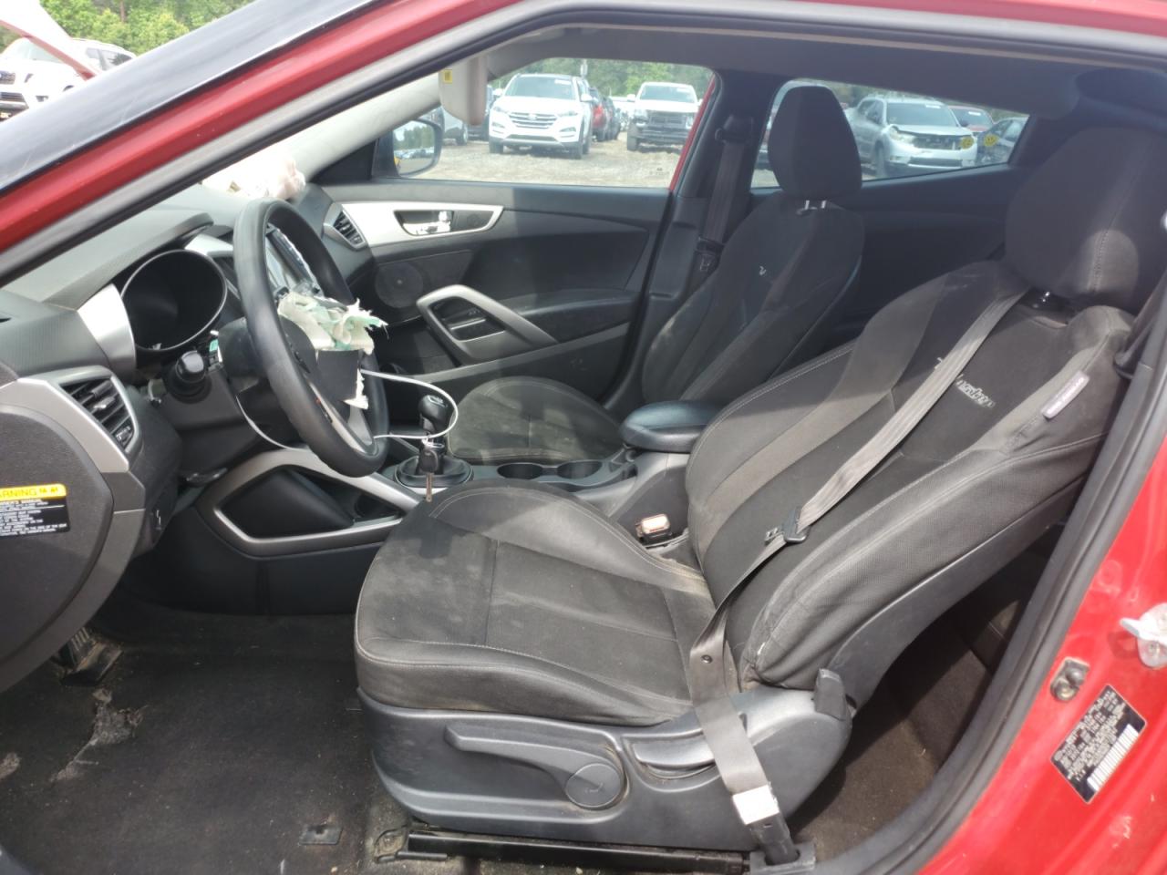 2013 Hyundai Veloster VIN: KMHTC6AD5DU173242 Lot: 54733125
