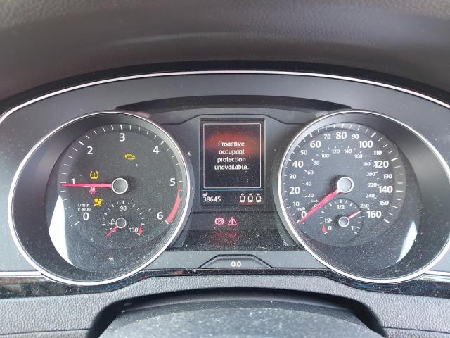 2019 VOLKSWAGEN PASSAT SE