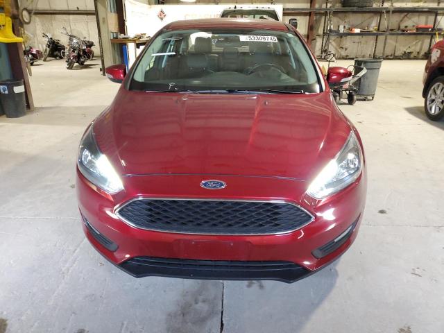 Седани FORD FOCUS 2016 Червоний