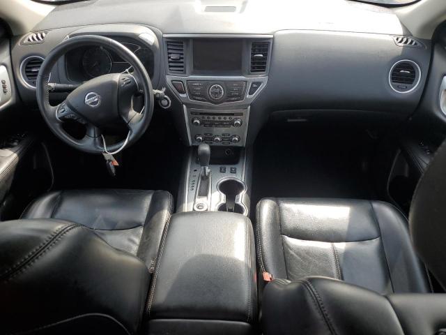  NISSAN PATHFINDER 2017 Czerwony