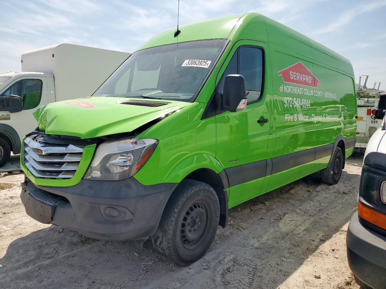 2015 Freightliner Sprinter 2500 zu verkaufen in Grand Prairie, TX - Front End
