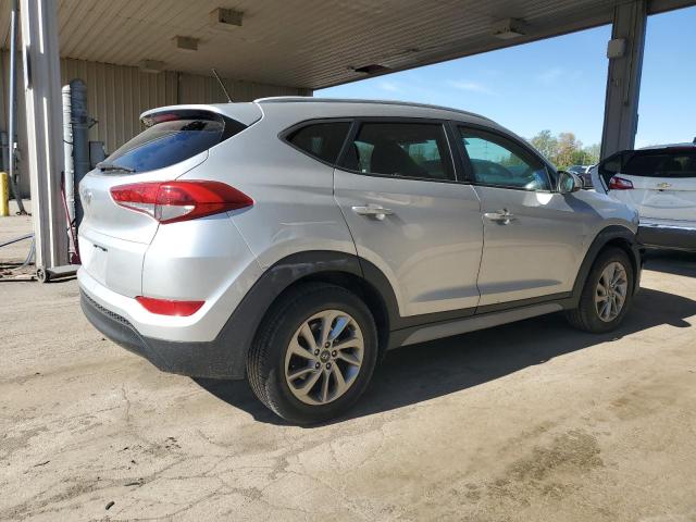 Parquets HYUNDAI TUCSON 2017 Srebrny