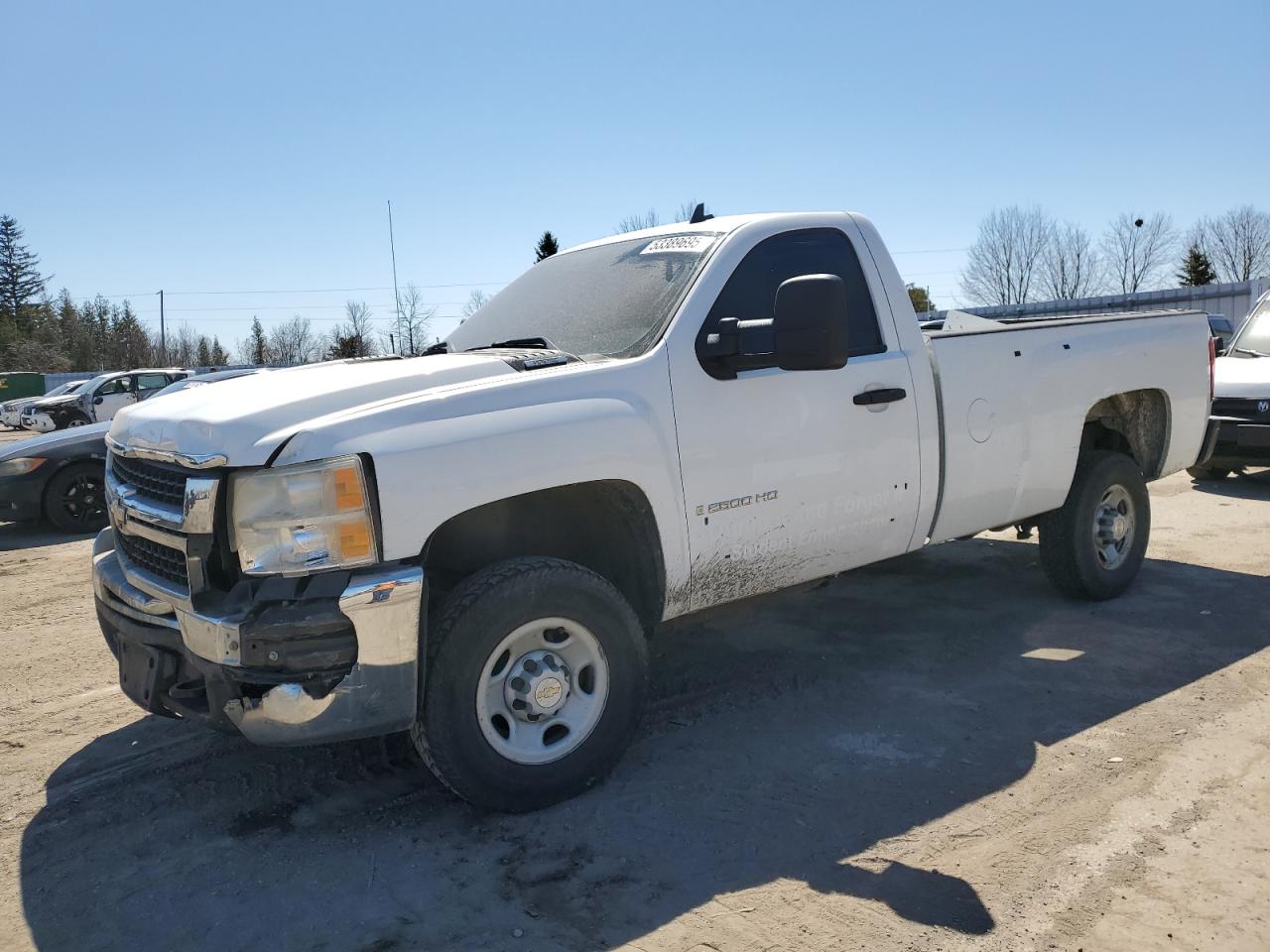 2008 Chevrolet Silverado C2500 Heavy Duty for Sale in Bowmanville, ON - Front End