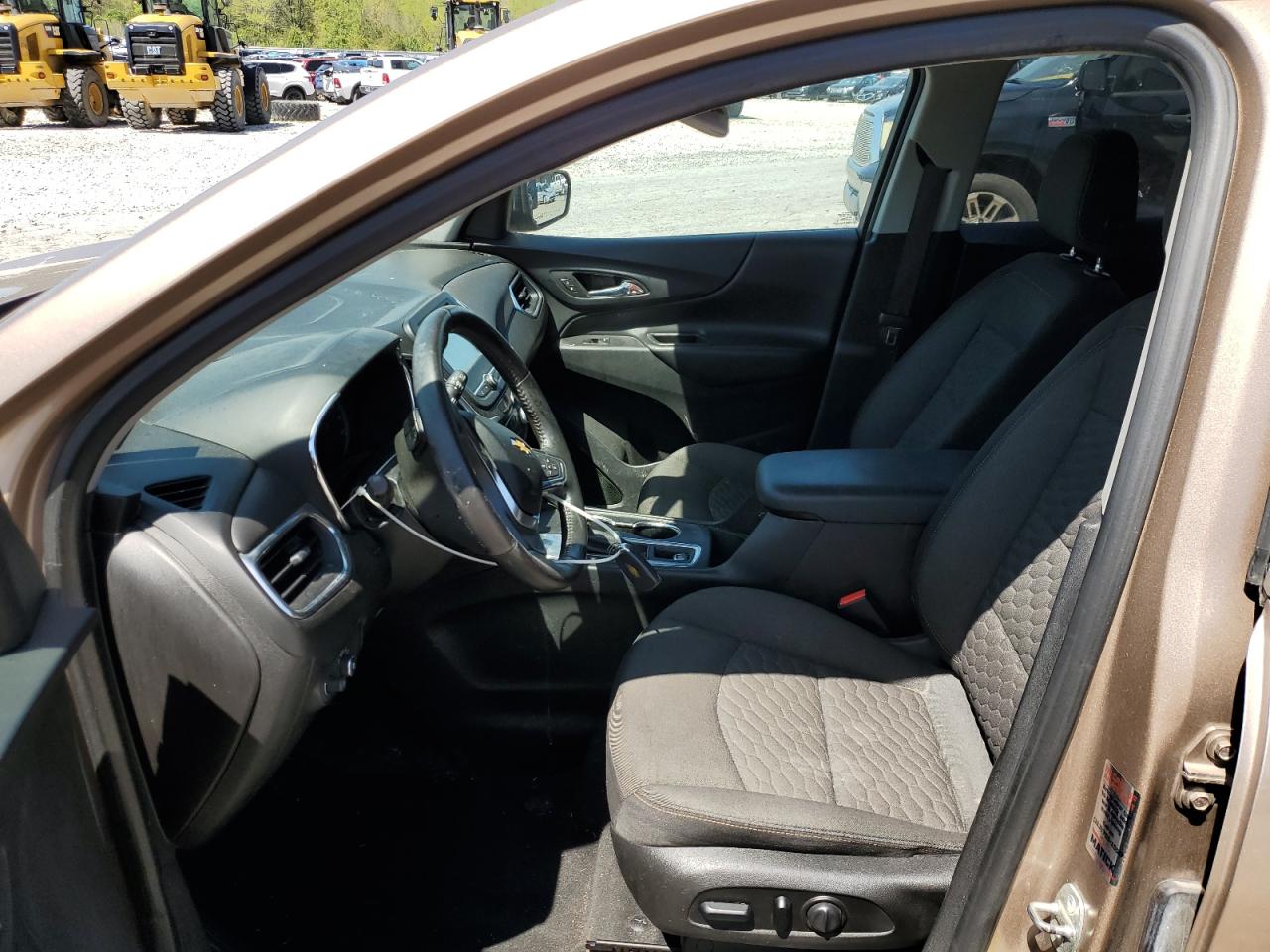 2018 Chevrolet Equinox Lt VIN: 2GNAXJEV5J6307075 Lot: 52240665