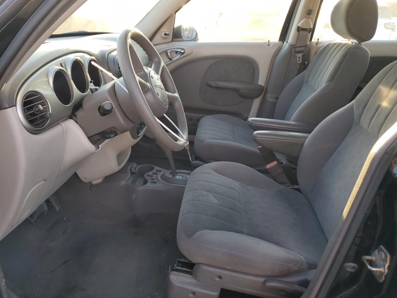 2002 Chrysler Pt Cruiser Classic VIN: 3C4FY48B02T288432 Lot: 53881165