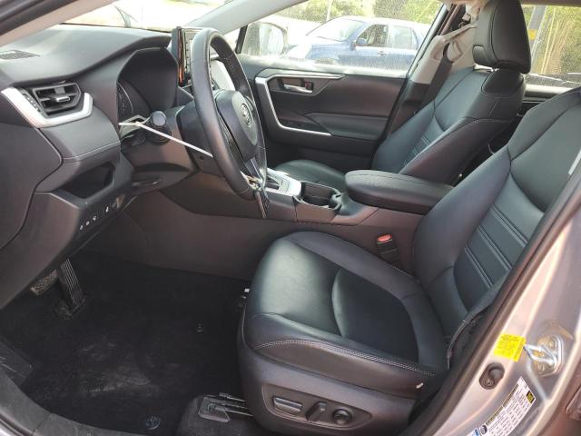  TOYOTA RAV4 2021 Srebrny