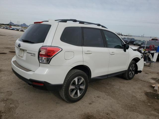 SUBARU FORESTER 2017 Белый