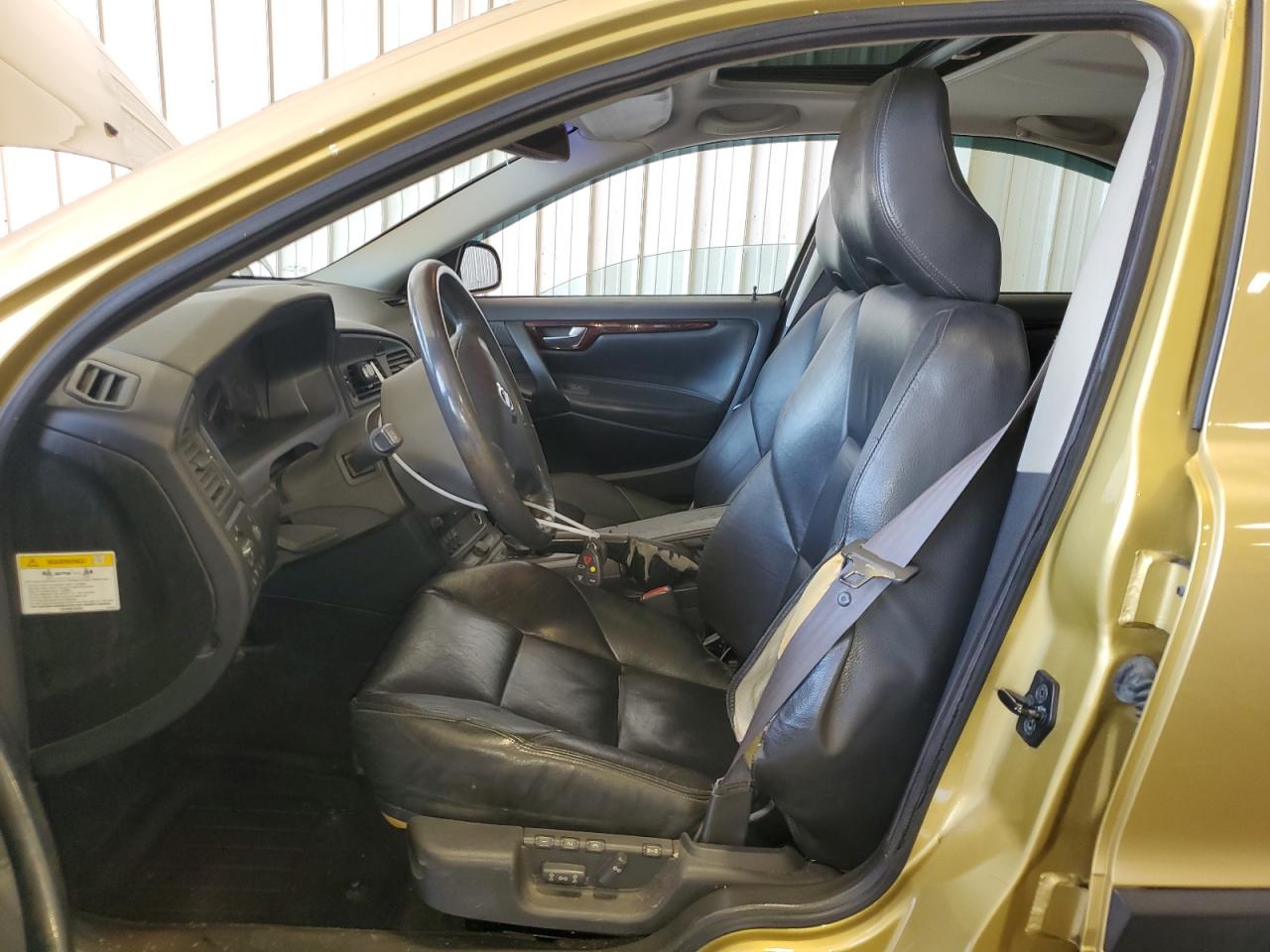2001 Volvo S60 T5 VIN: YV1RS53D612001960 Lot: 54018455