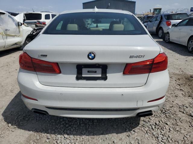  BMW 5 SERIES 2017 Белы