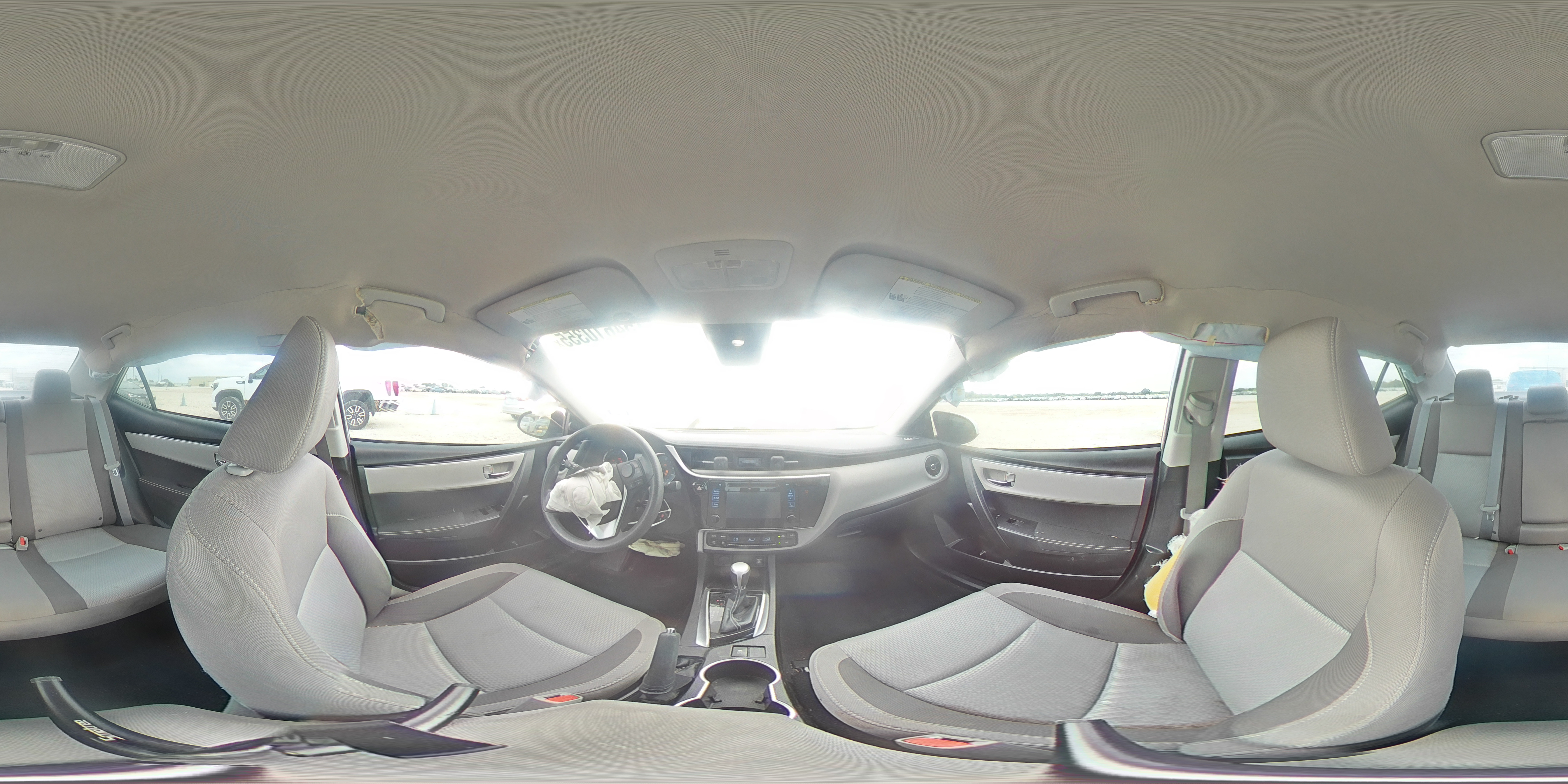 2018 Toyota Corolla L VIN: 5YFBURHE4JP794333 Lot: 54610355