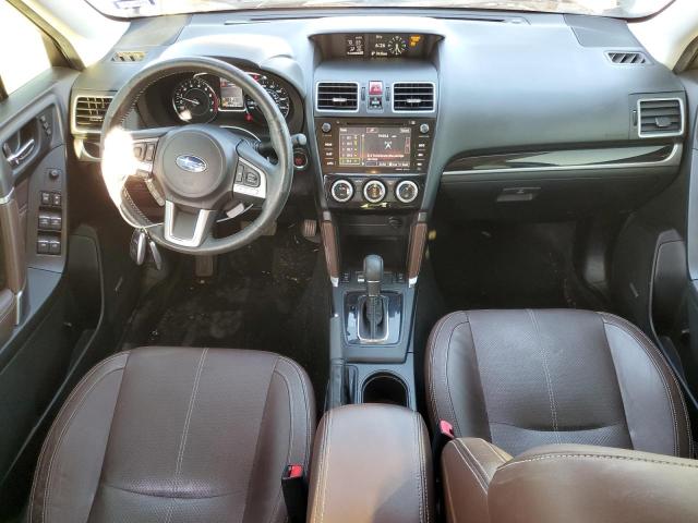  SUBARU FORESTER 2017 Czarny