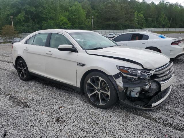 Sedans FORD TAURUS 2015 White