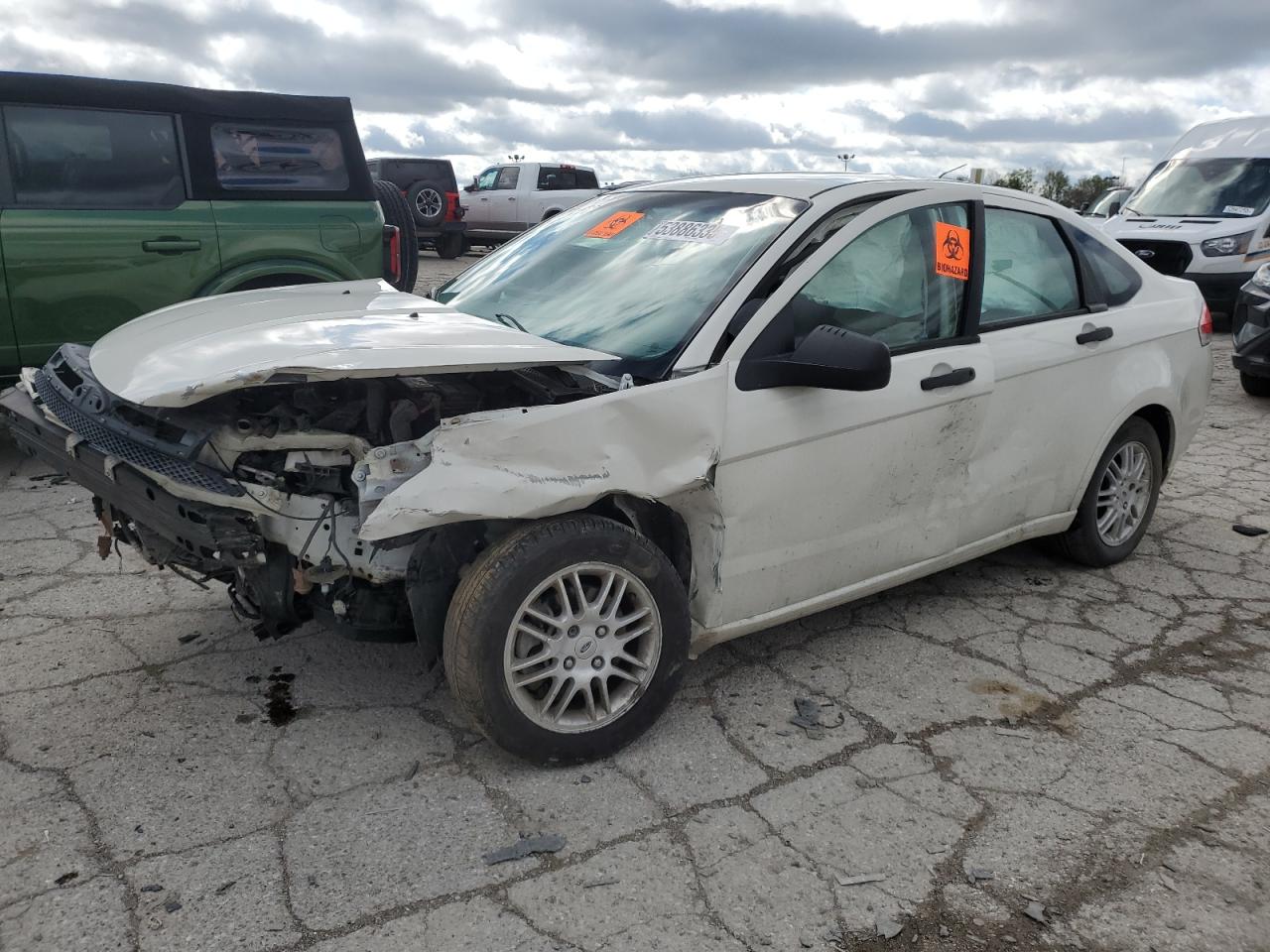 2010 Ford Focus Se იყიდება Indianapolis-ში, IN - Front End
