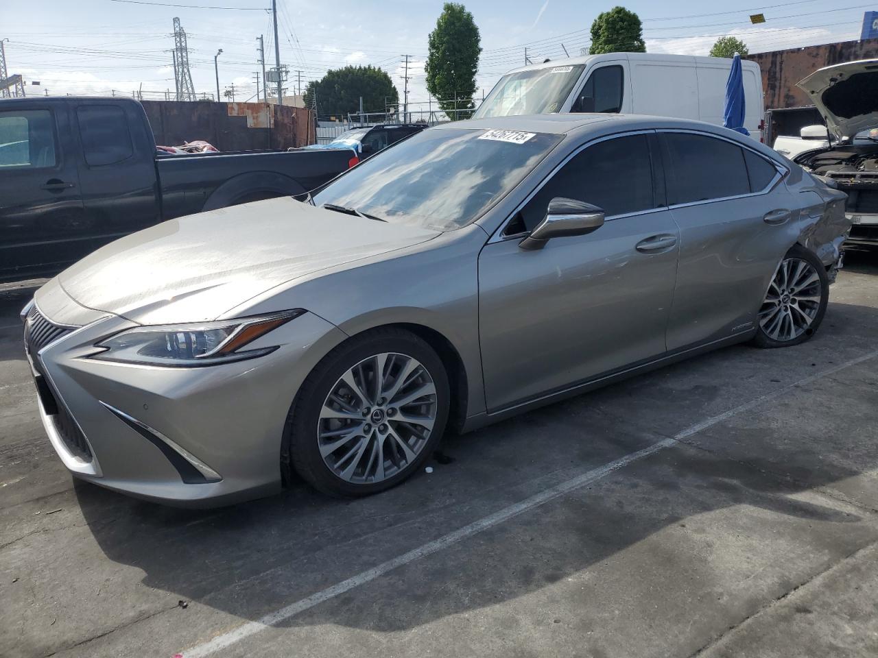 2021 Lexus Es 300H for Sale in Wilmington, CA - All Over