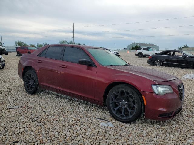  CHRYSLER 300 2019 Czerwony