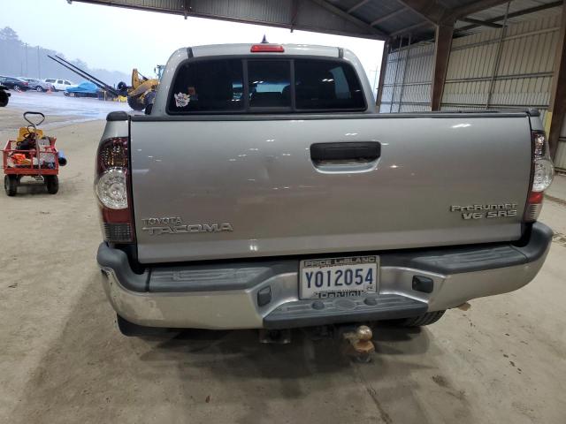  TOYOTA TACOMA 2014 Серебристый