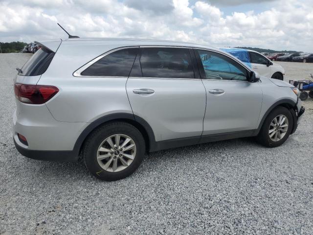  KIA SORENTO 2019 Srebrny