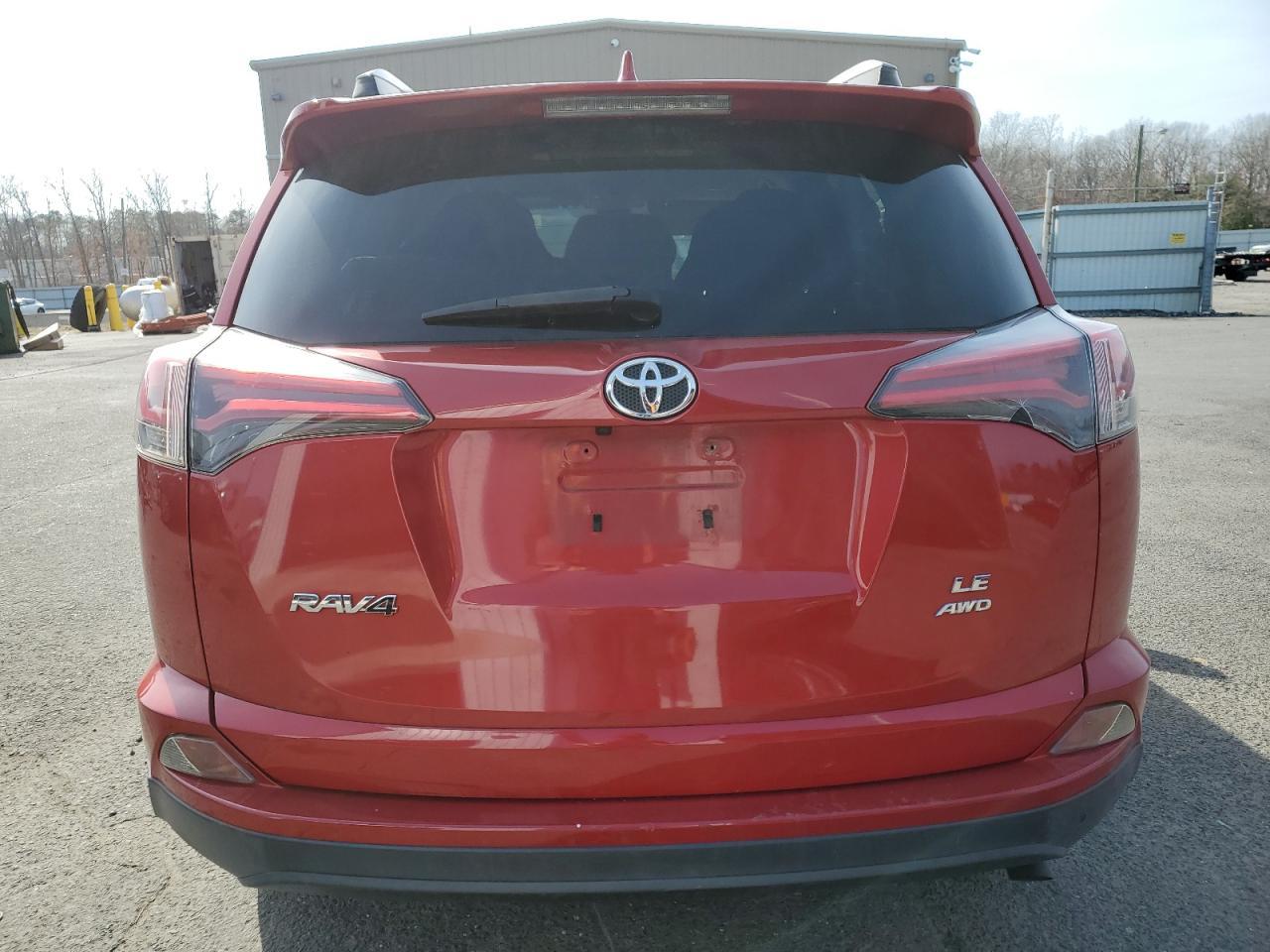 2017 Toyota Rav4 Le VIN: JTMBFREV5HJ144052 Lot: 47301545