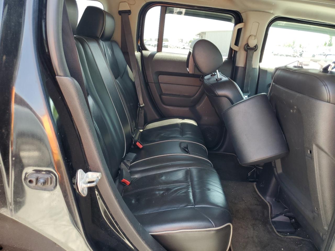 2006 Hummer H3 VIN: 5GTDN136768105677 Lot: 54533655