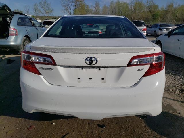  TOYOTA CAMRY 2014 White