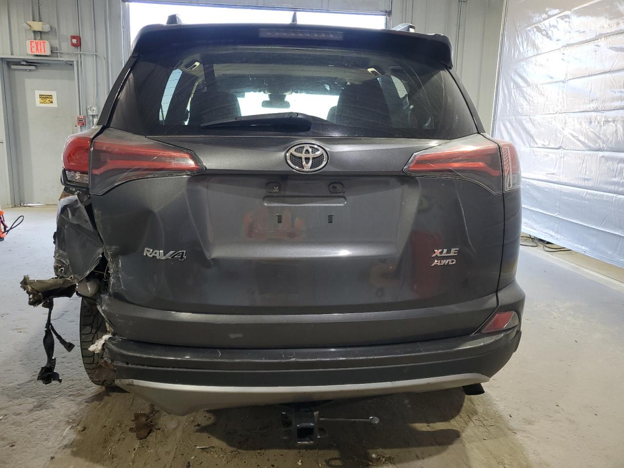 2017 Toyota Rav4 Xle VIN: 2T3RFREVXHW662321 Lot: 55045985