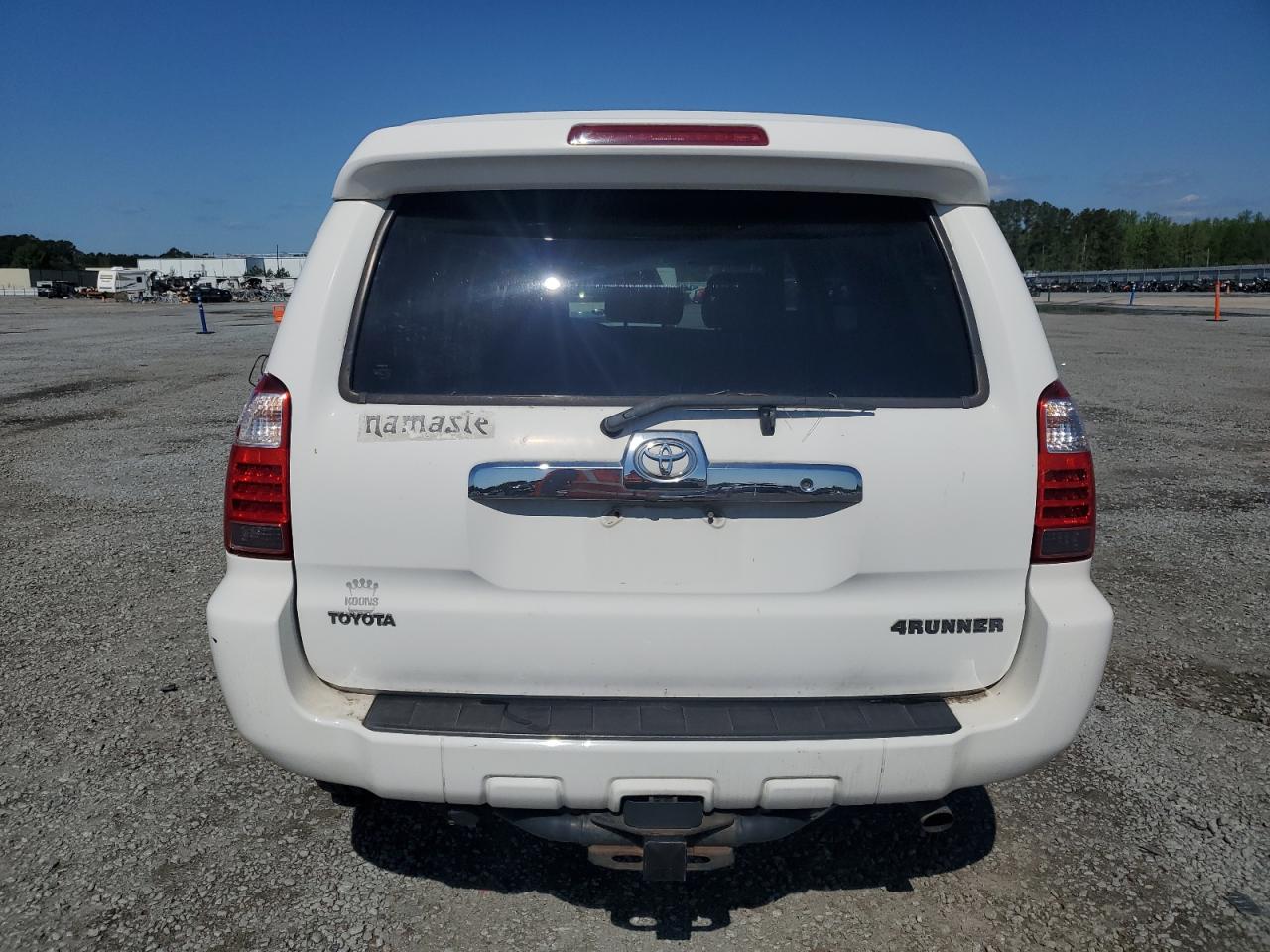 2008 Toyota 4Runner Sr5 VIN: JTEBT14R28K001709 Lot: 51754775