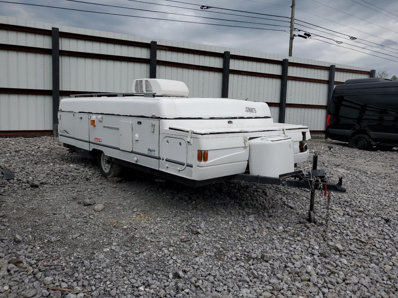 2003 Coleman Niagara იყიდება Madisonville-ში, TN - Rear End