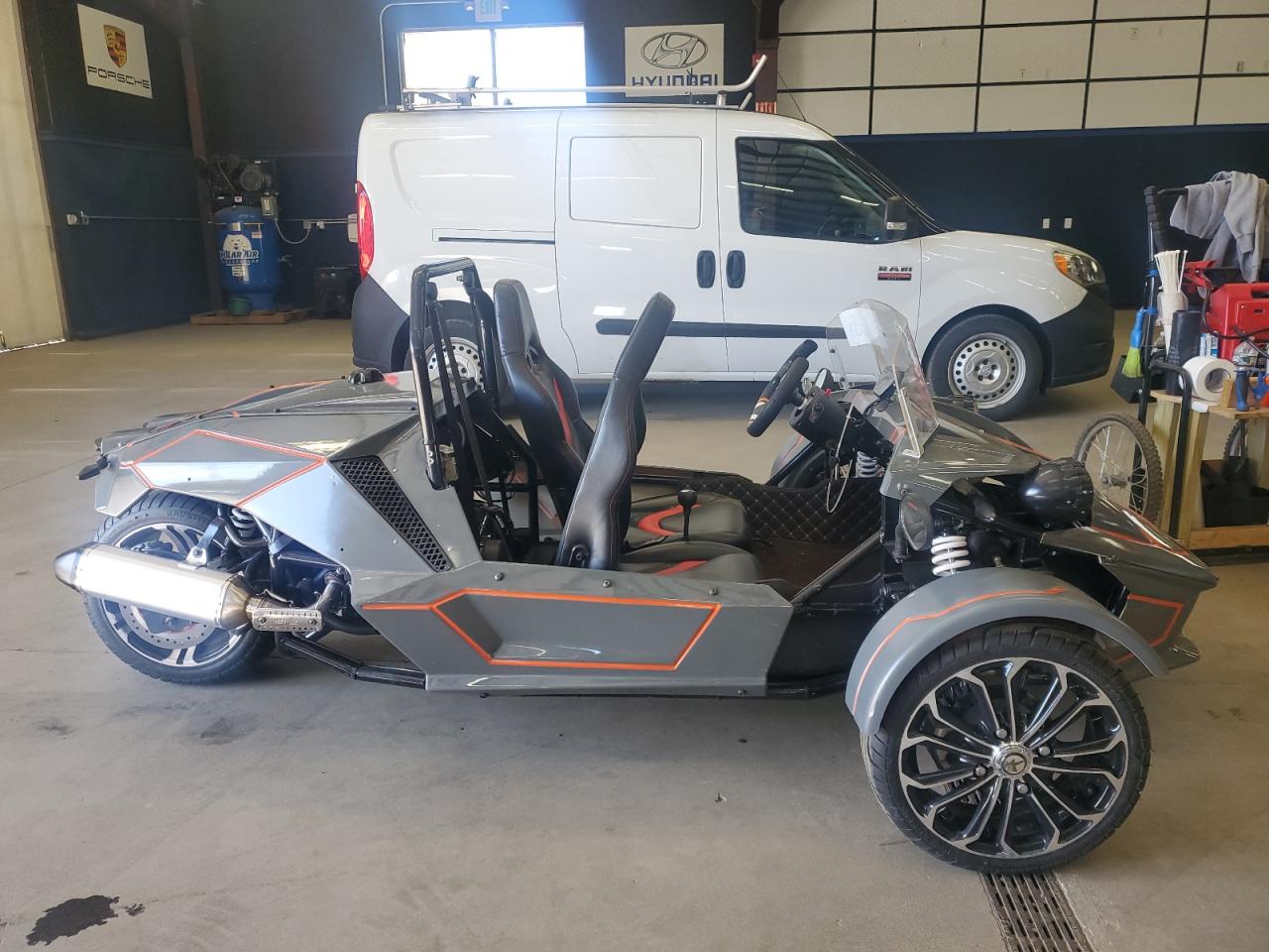 2021 Yong Li Qian Lq for Sale in East Granby, CT - Minor Dent/Scratches