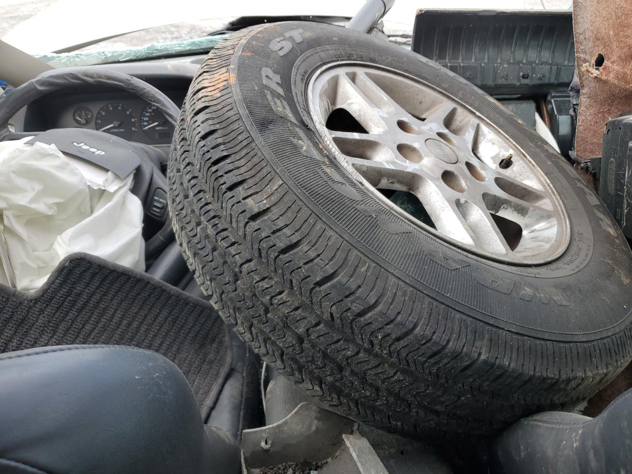 2002 Jeep Grand Cherokee Laredo VIN: 1J4GW48S22C322614 Lot: 53345805