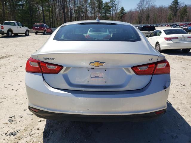 Sedans CHEVROLET MALIBU 2016 Srebrny
