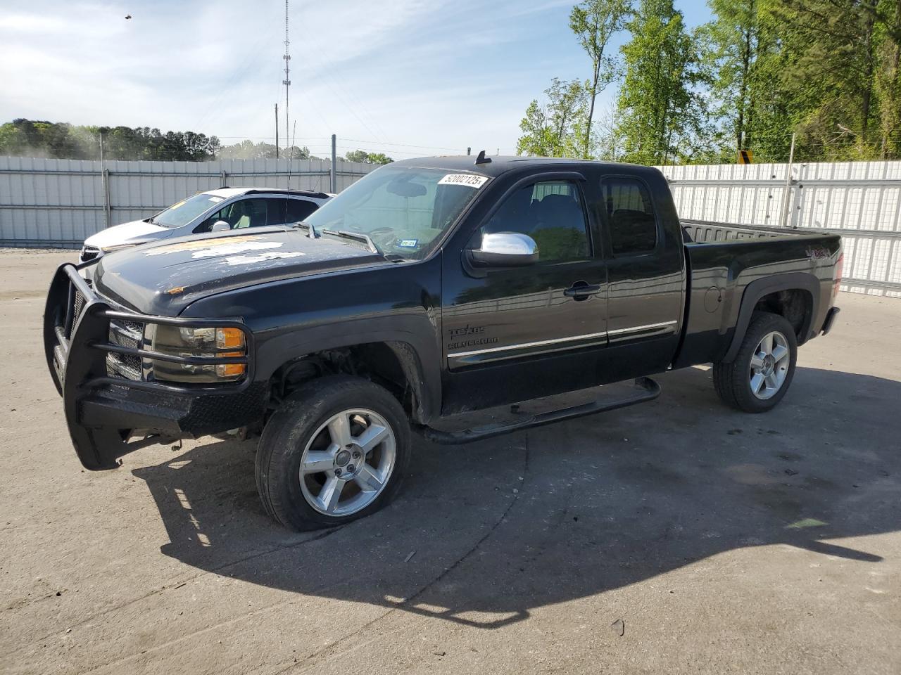 Dunn, NC에서 판매 중인 2011 Chevrolet Silverado K1500 Lt - Front End
