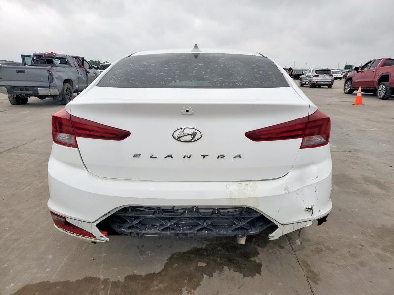  HYUNDAI ELANTRA 2019 Biały