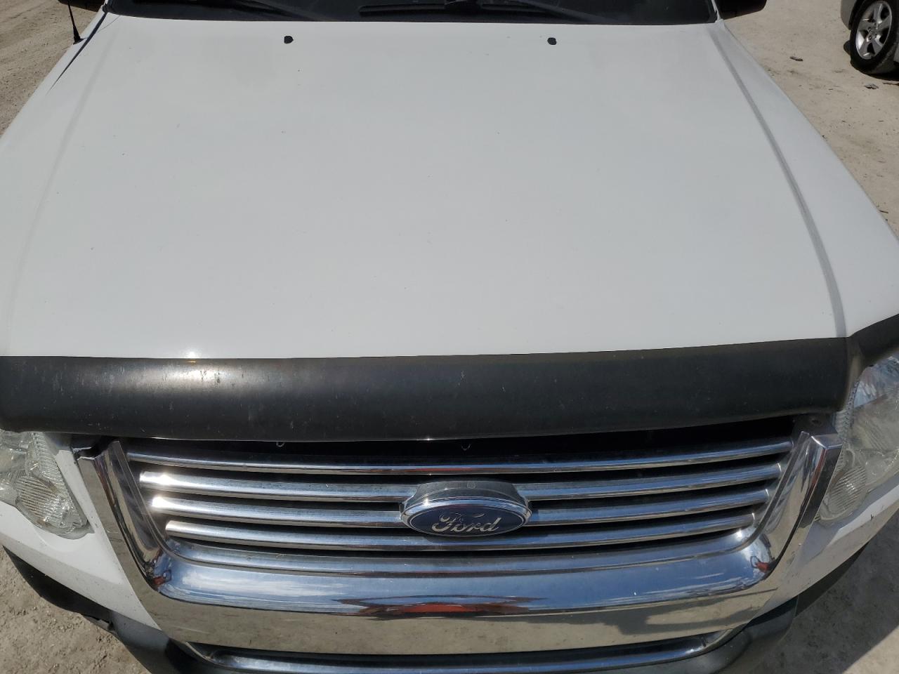 2007 Ford Explorer Xlt VIN: 1FMEU63E07UA82430 Lot: 54301185