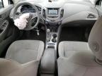2018 Chevrolet Cruze Lt للبيع في Chambersburg، PA - Front End