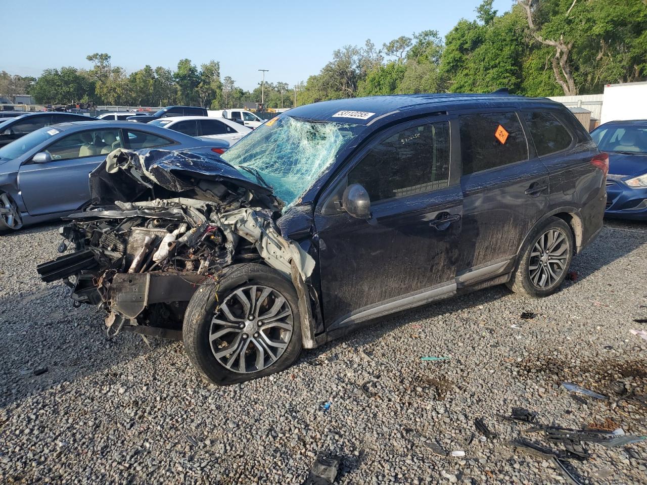 2018 Mitsubishi Outlander Es for Sale in Riverview, FL - Front End