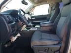 2017 Toyota Tundra Crewmax Sr5 за продажба в Fresno, CA - Front End