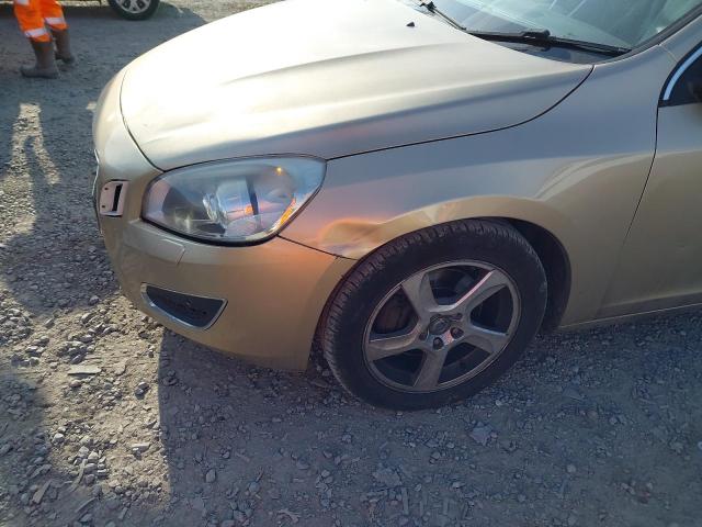 2010 VOLVO S60 SE LUX