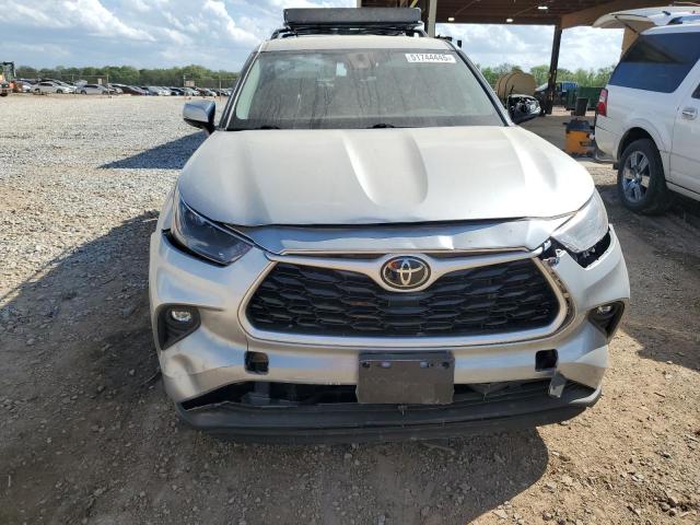  TOYOTA HIGHLANDER 2022 Srebrny