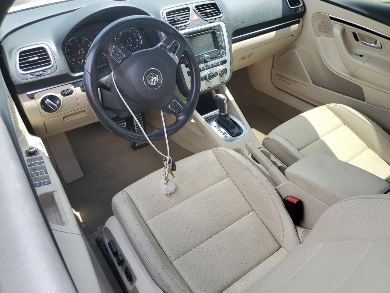 2014 Volkswagen Eos Komfort VIN: WVWBW8AH5EV003366 Lot: 53881975