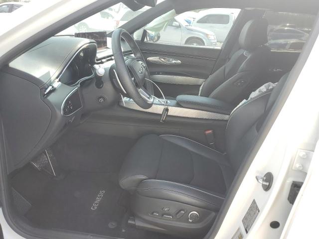  GENESIS GV70 BASE 2022 Biały